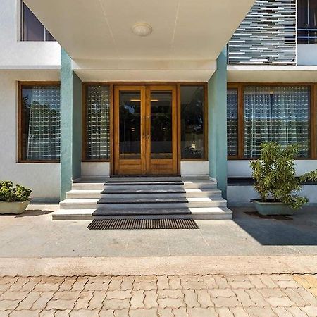 Hotel Grand 3D Bhuj Exterior photo